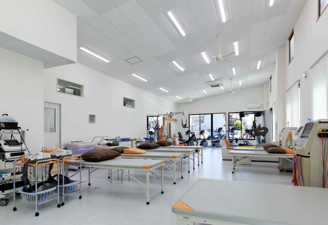 神宮前整形外科リハビリ室